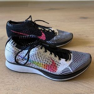 Nike Be True Racers size 5
